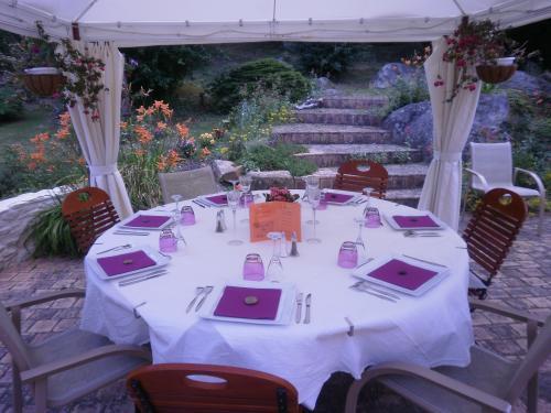 Bed and Breakfast Le Jardin Des Roches Moigny Esterno foto